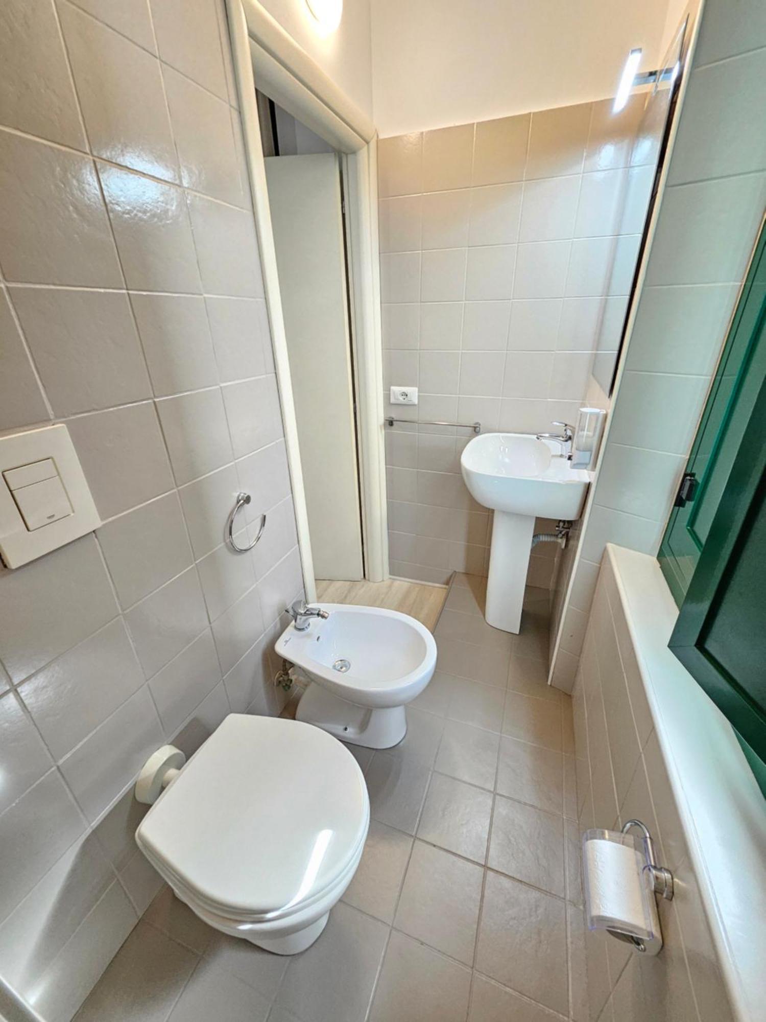 B&B Green Stazione Centrale E Centro Reggio di Calabria Zewnętrze zdjęcie